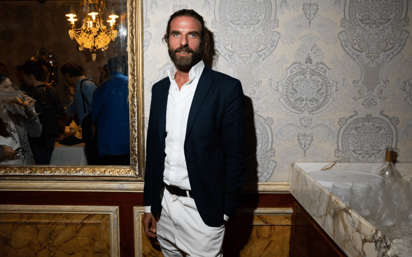 24S MET EN LUMIÈRE LES FINALISTES DU PRIX LVMH 2019-LAPÈROUSE | PARIS 18