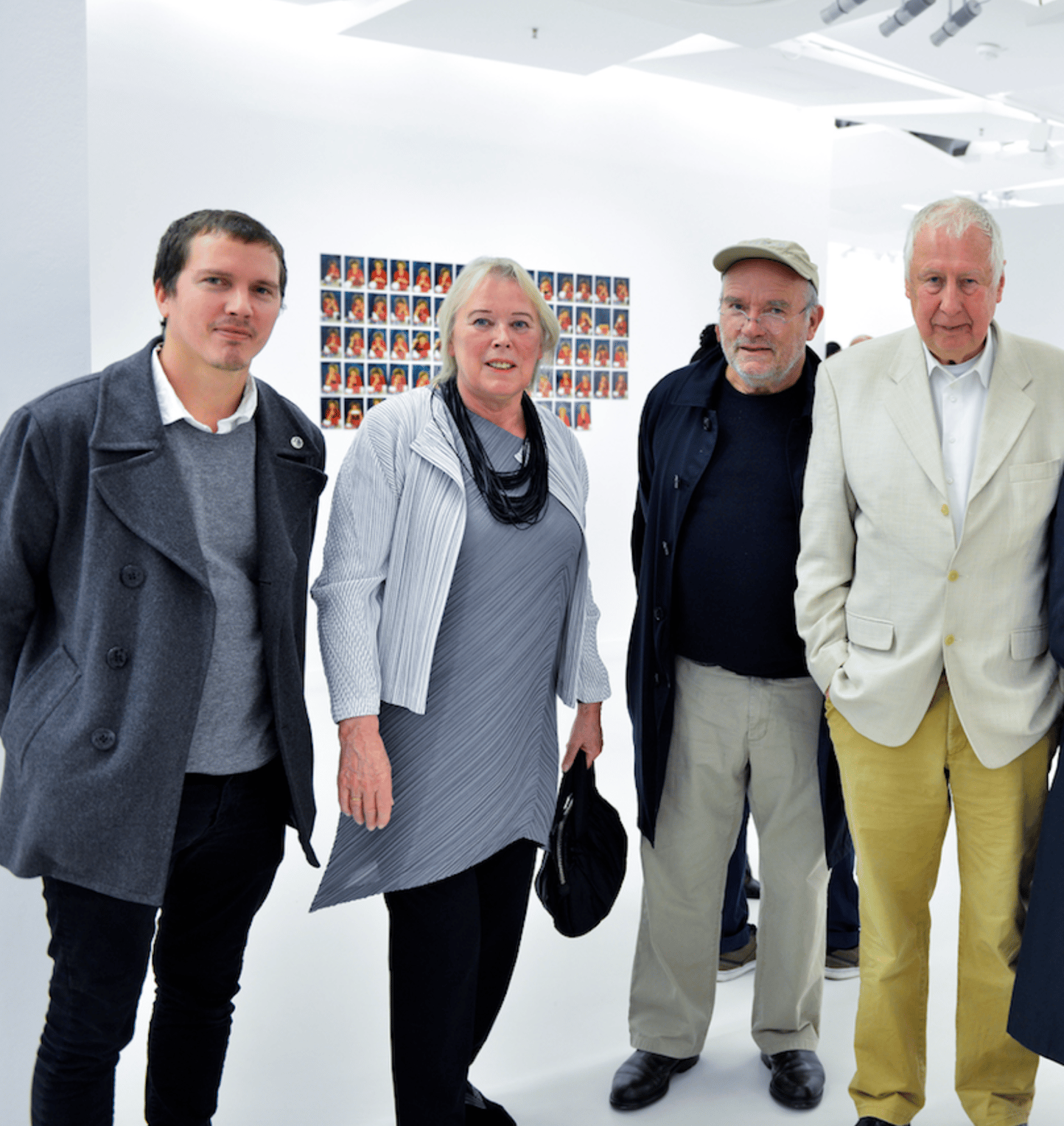 HANS-PETER FELDMANN SECOUE LA GALERIE DES GALERIES-40 BOULEVARD HAUSSMAN - PARIS IX |  15