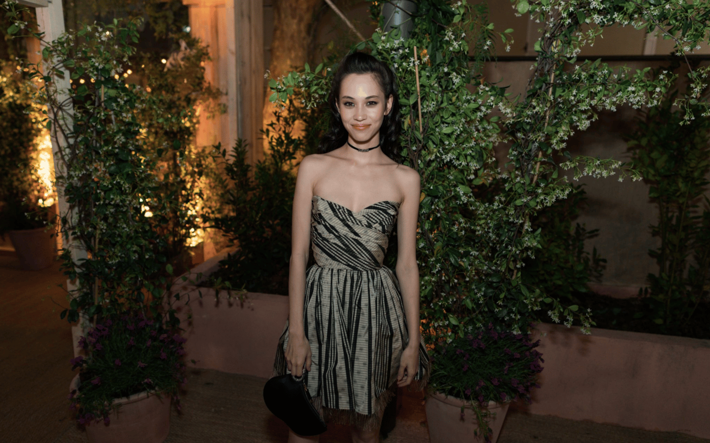 DIOR ET VOGUE PARIS INVITENT PEDRO ALMODÓVAR ET BELLA HADID À LEUR TABLE CANNOISE-FESTIVAL DE CANNES 11