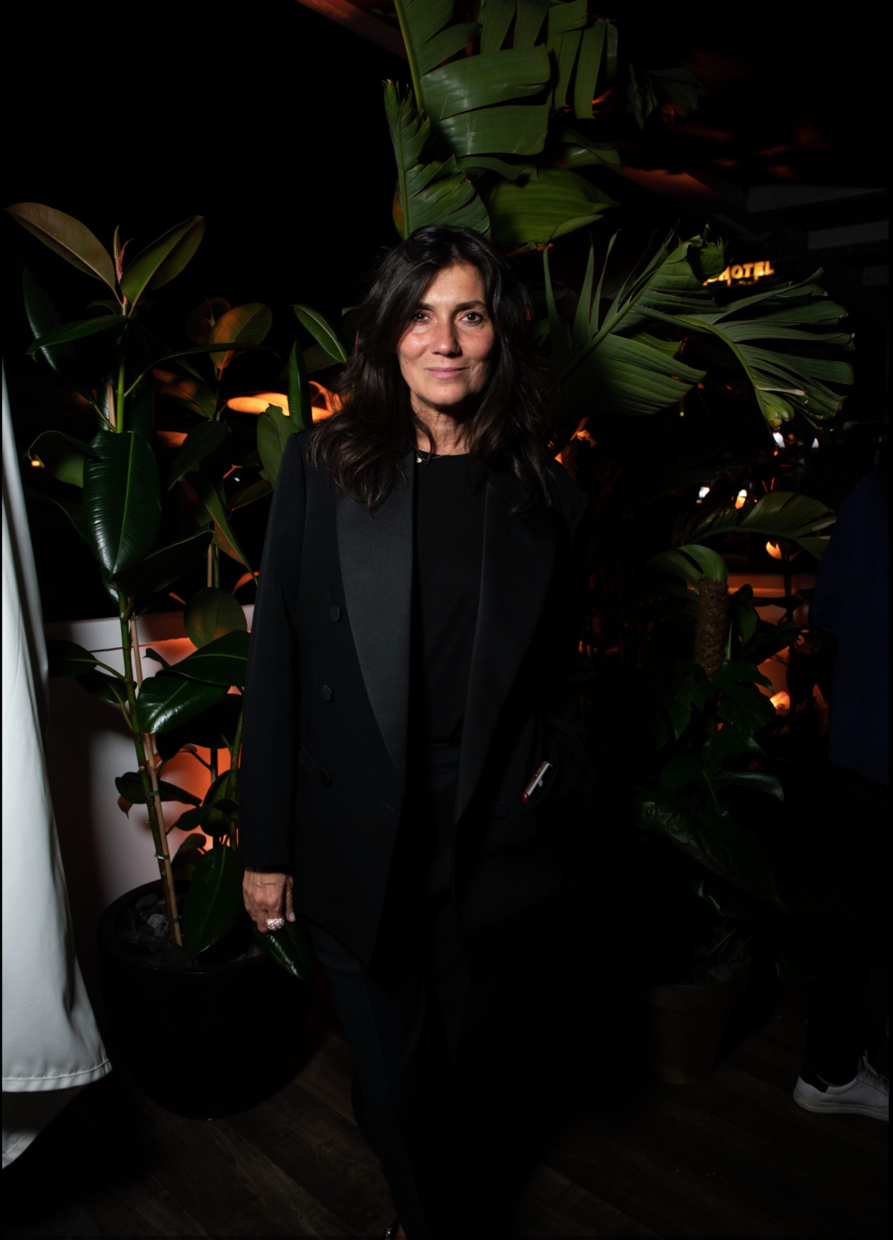 DIOR ET VOGUE PARIS INVITENT PEDRO ALMODÓVAR ET BELLA HADID À LEUR TABLE CANNOISE-FESTIVAL DE CANNES 29