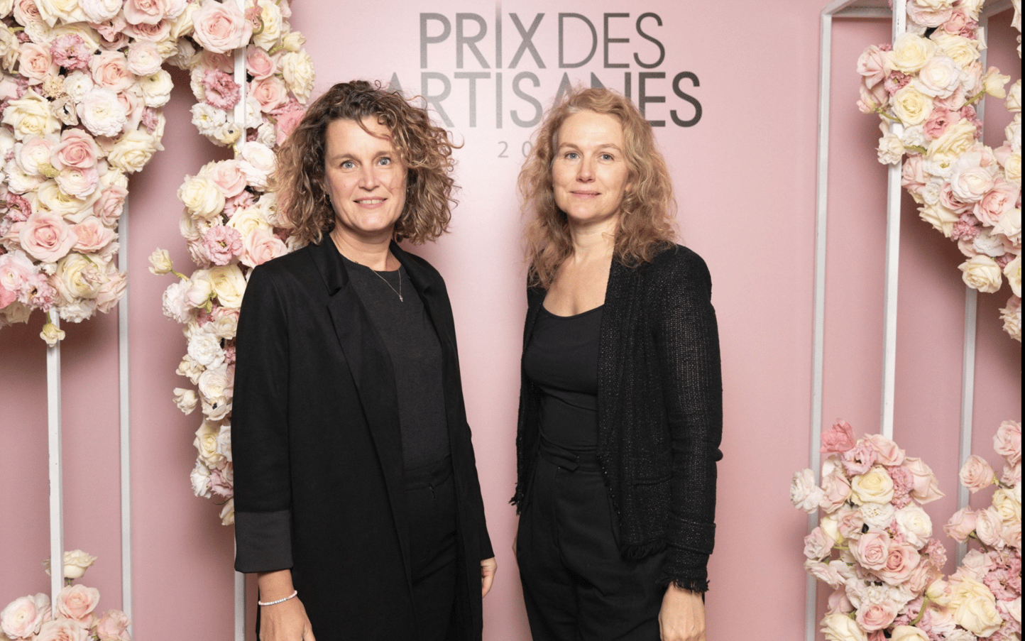 LE SAVOIR-FAIRE FÉMININ FRANÇAIS MIS EN LUMIÈRE PAR LE PRIX DES ARTISANES-SIÈGE LVMH | PARIS | FRANCE 7