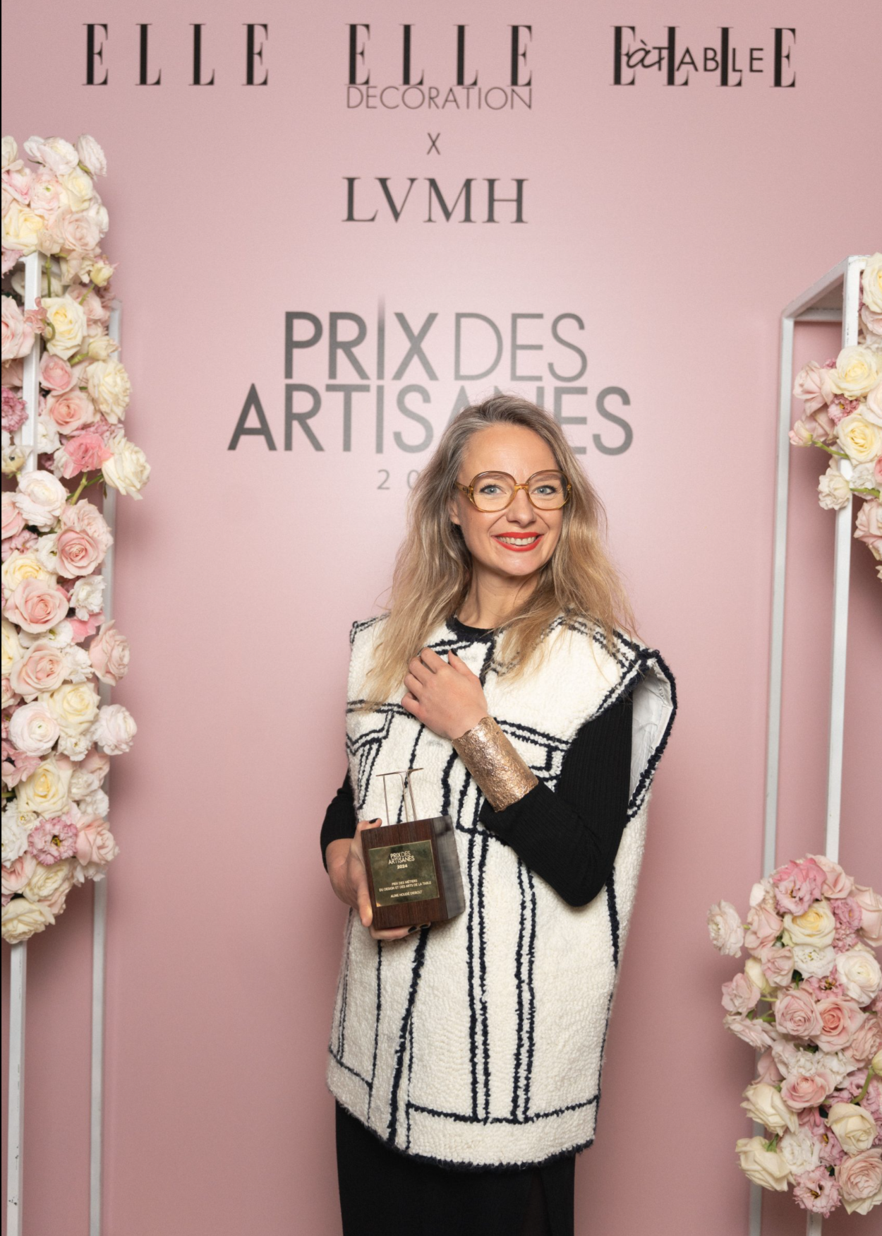 LE SAVOIR-FAIRE FÉMININ FRANÇAIS MIS EN LUMIÈRE PAR LE PRIX DES ARTISANES-SIÈGE LVMH | PARIS | FRANCE 18