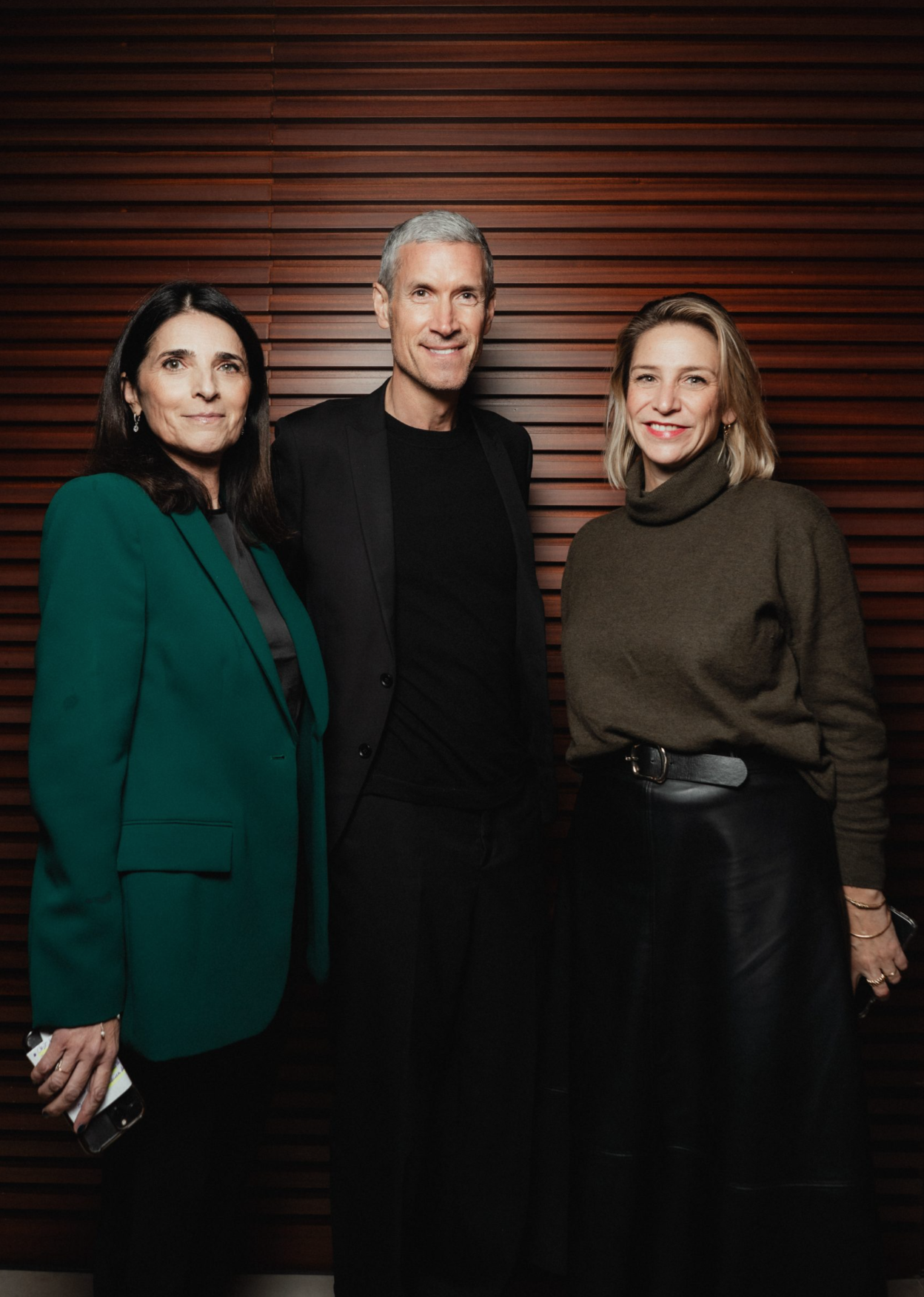 LE SAVOIR-FAIRE FÉMININ FRANÇAIS MIS EN LUMIÈRE PAR LE PRIX DES ARTISANES-SIÈGE LVMH | PARIS | FRANCE 33