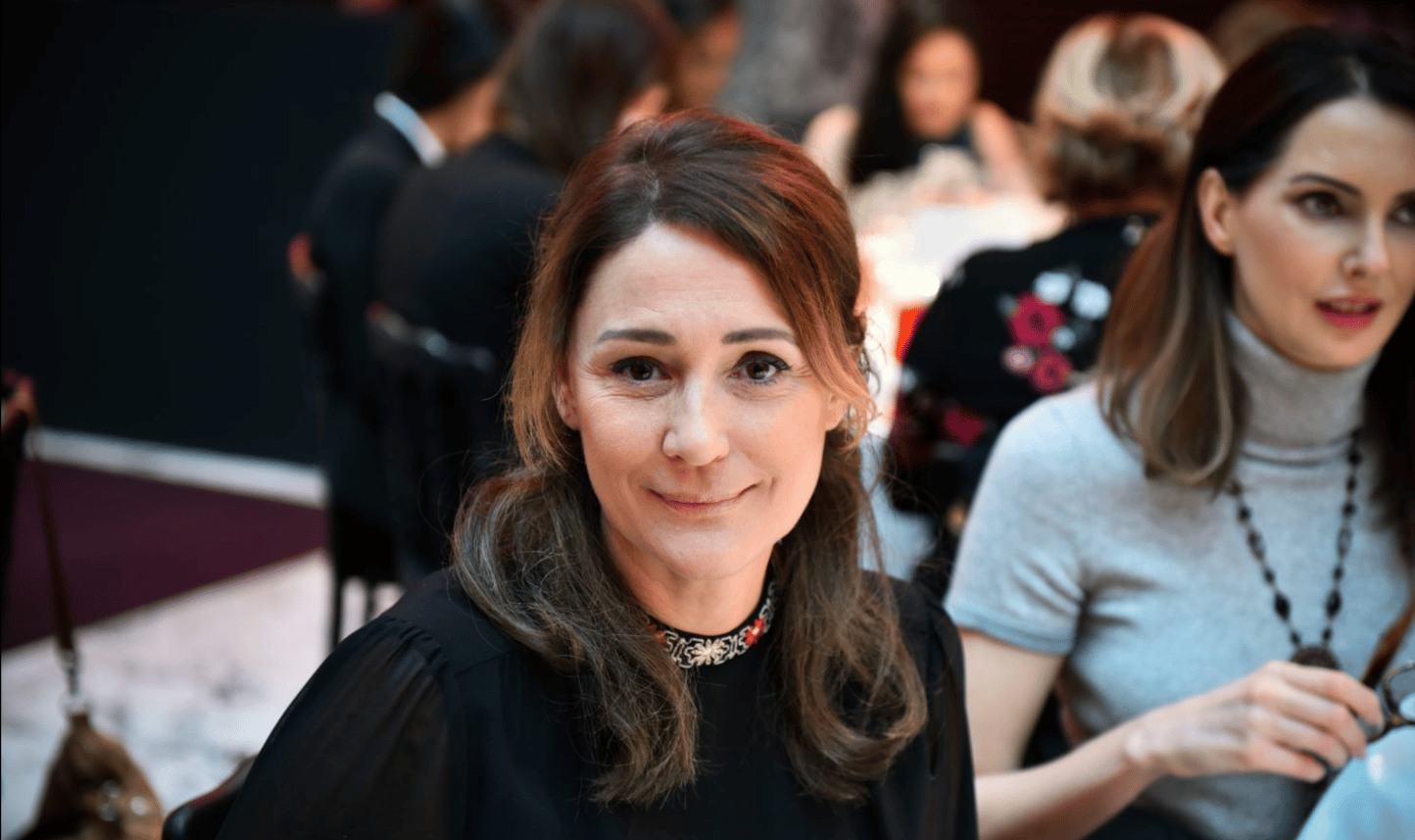 LE CHINESE BUSINESS CLUB ET CLARINS FONT D’ISABELLE HUPPERT LEUR “FEMME DE L’ANNÉE 2018”-PAVILLON CAMBON POTEL ET CHABOT 3