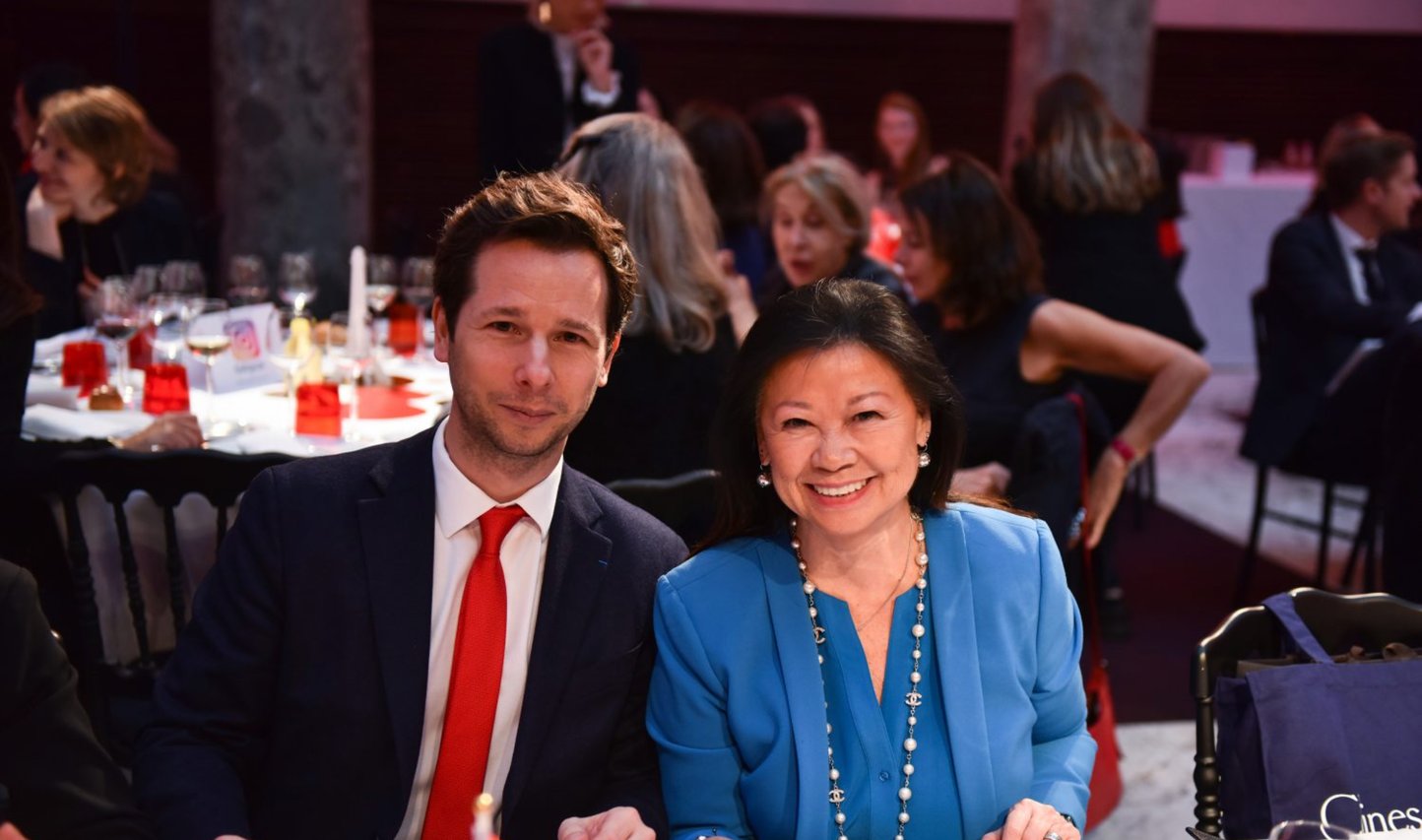 LE CHINESE BUSINESS CLUB ET CLARINS FONT D’ISABELLE HUPPERT LEUR “FEMME DE L’ANNÉE 2018”-PAVILLON CAMBON POTEL ET CHABOT 11
