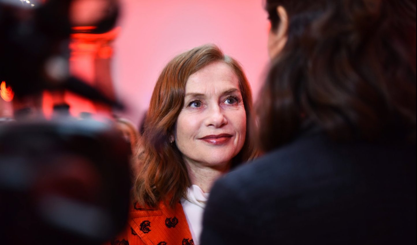 LE CHINESE BUSINESS CLUB ET CLARINS FONT D’ISABELLE HUPPERT LEUR “FEMME DE L’ANNÉE 2018”-PAVILLON CAMBON POTEL ET CHABOT 13