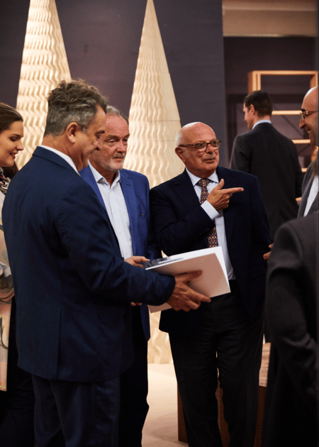 LE VERNISSAGE DE L’EXPOSITION DE LA VENTE NATURE & ARCHITECTURE